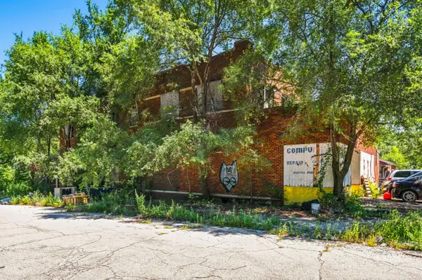 400 E 41st AVE, Gary, IN 46409