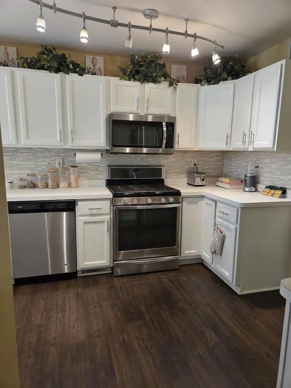 2224 Sandridge LN, Dyer, IN 46311