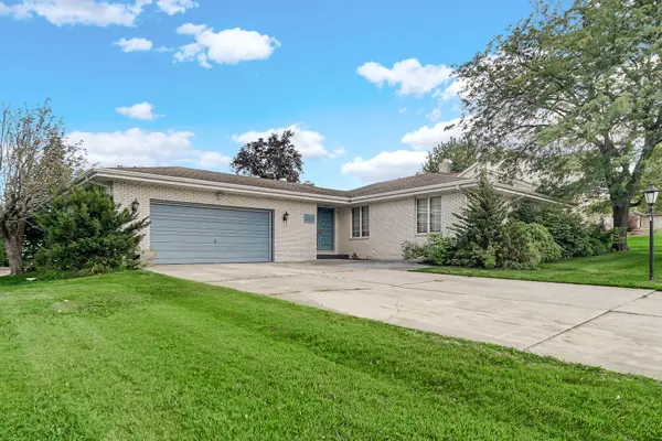 4325 Annandale LN, Crown Point, IN 46307