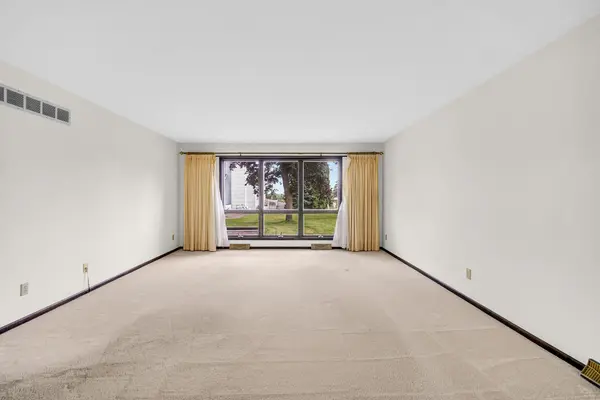 4325 Annandale Lane, Crown Point, IN 46307
