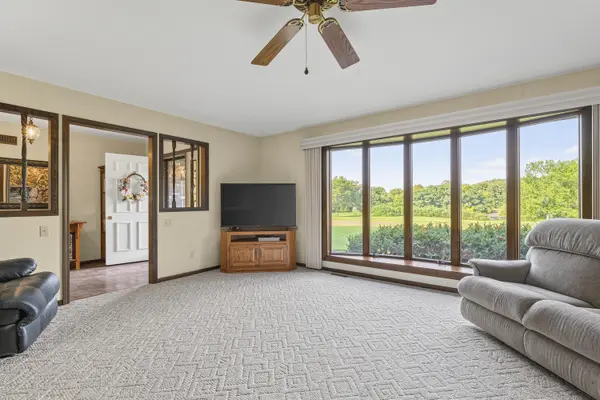 200 N 560 W, Valparaiso, IN 46385