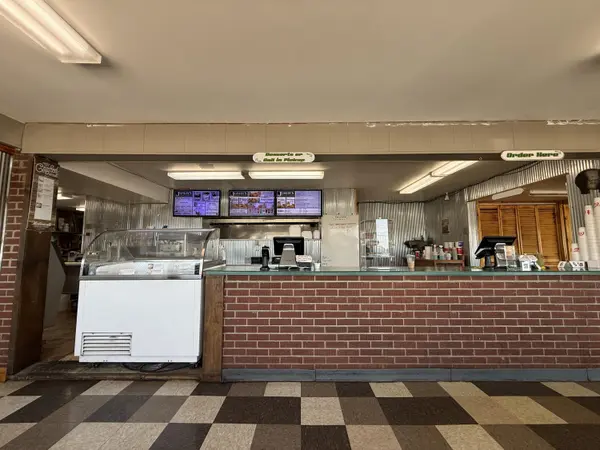 906 E Rochester ST, Akron, IN 46910