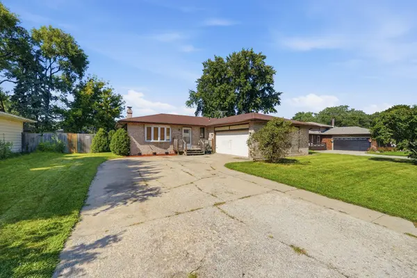 5272 Evergreen AVE, Portage, IN 46368