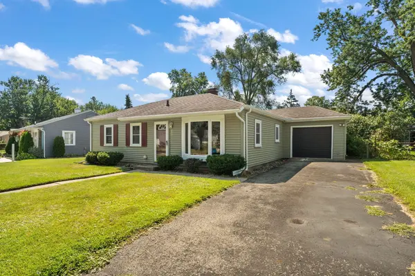 206 E 9th ST, La Porte, IN 46350