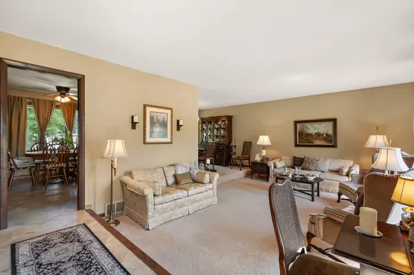 8144 Tapper AVE, Munster, IN 46321