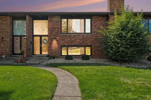 457 Fisher ST #B, Munster, IN 46321