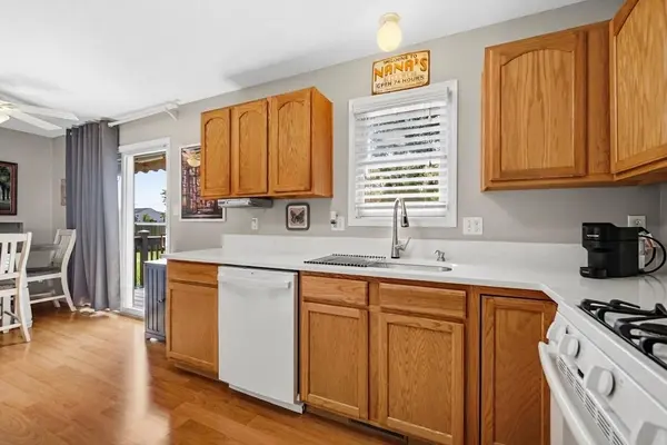 2342 Westwood Lane, Chesterton, IN 46304