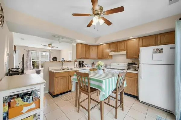 2444 W 63rd Avenue, Merrillville, IN 46410