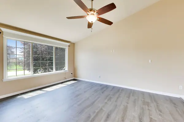 3738 W 68th AVE, Merrillville, IN 46410