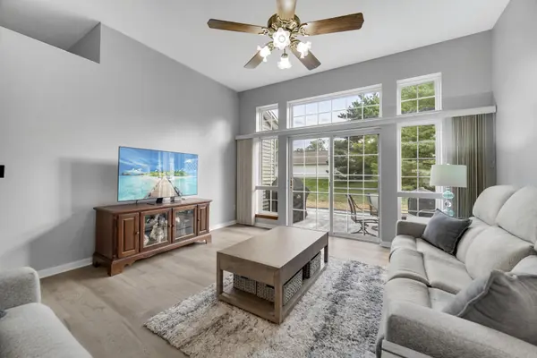 2902 Lake Pointe Drive, Valparaiso, IN 46383