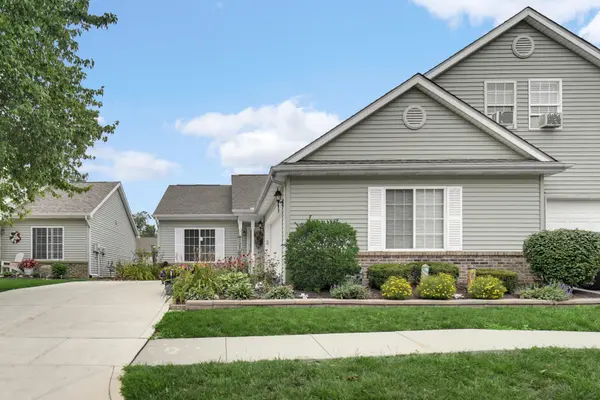 2902 Lake Pointe Drive, Valparaiso, IN 46383