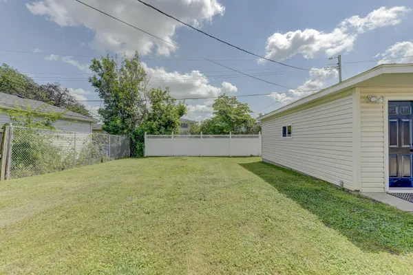 3010 100th PL, Highland, IN 46322