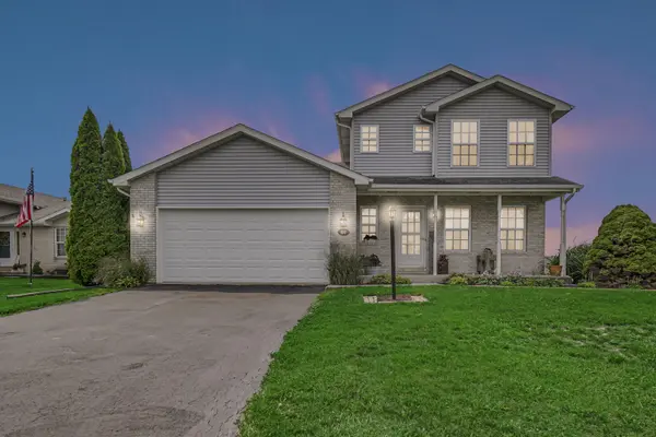 8547 E 123rd PL, Crown Point, IN 46307