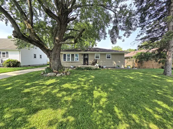 1606 Brookview CT, Hobart, IN 46342