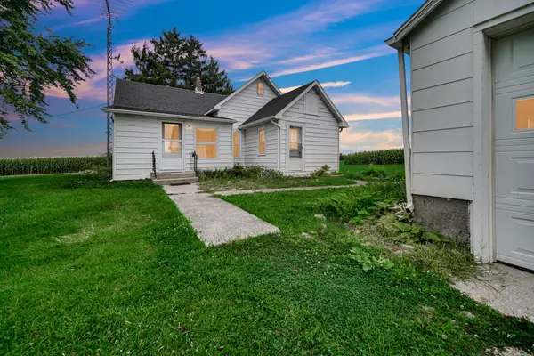 2614 S 465, Winamac, IN 46996