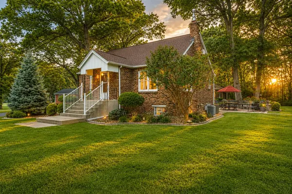 8965 Patterson ST, St. John, IN 46373