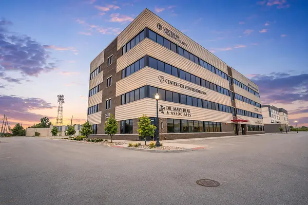 9410 Calumet AVE #201, Munster, IN 46321