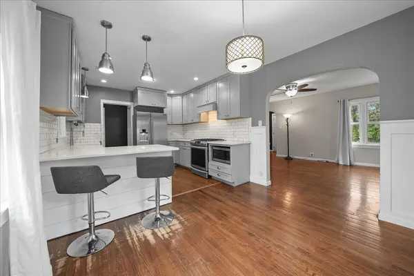 214 W Joliet RD, Valparaiso, IN 46385