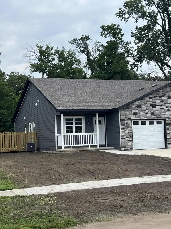 172 W Myers ST, Wheatfield, IN 46392