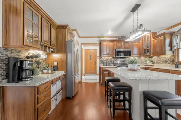 4264 N 700, Rolling Prairie, IN 46371