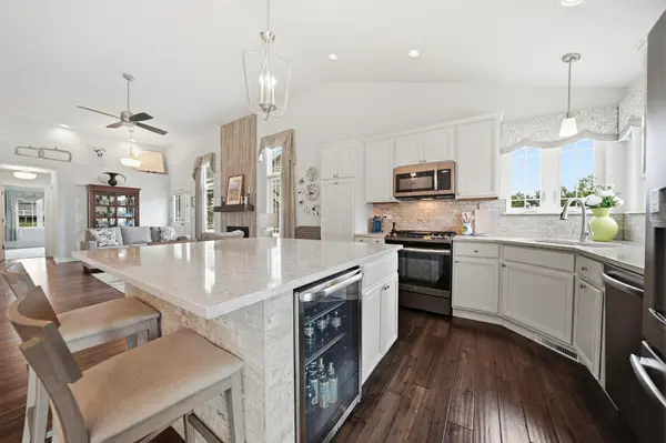 2315 Legend Circle, Chesterton, IN 46304
