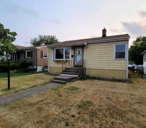 2716 White Oak AVE, Whiting, IN 46394