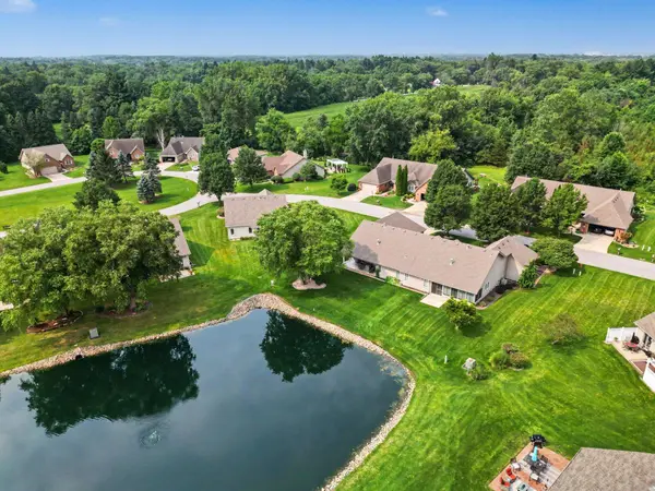 6169 Avocet CIR, Hobart, IN 46342