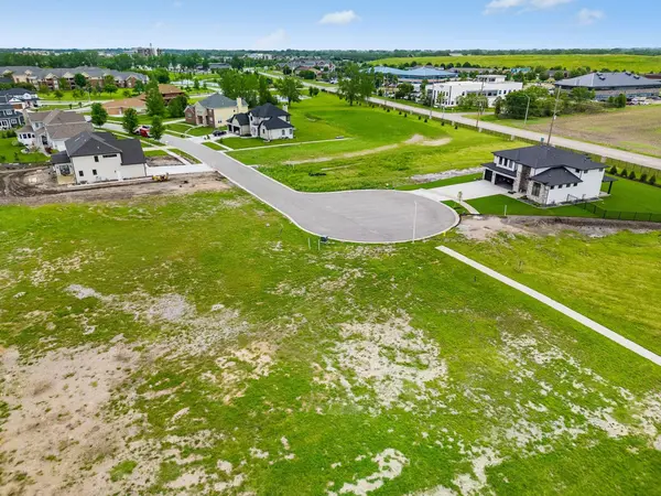 10212 Andrew LN, Munster, IN 46321