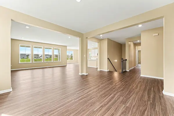 11602 Clyde DR, Winfield, IN 46307
