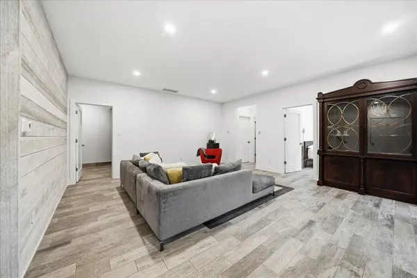 49 S Oval AVE, Beverly Shores, IN 46301