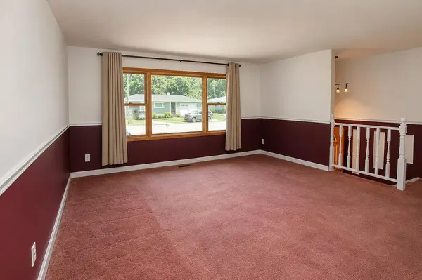 216 Lawndale PL, Michigan City, IN 46360
