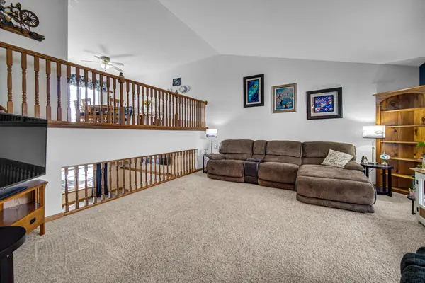8735 E 124th Place, Crown Point, IN 46307