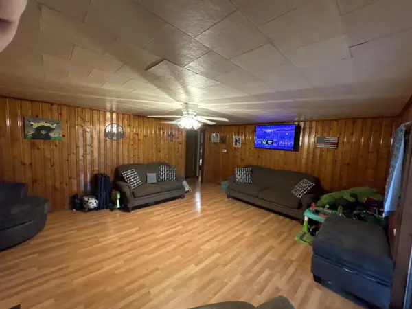 1748 E County Rd 900 N, Wheatfield, IN 46392