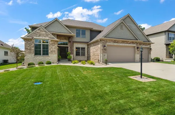 116 N Ashton LN, Valparaiso, IN 46385