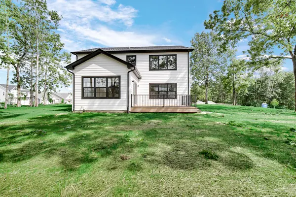 702 Ketill CT, Crown Point, IN 46307