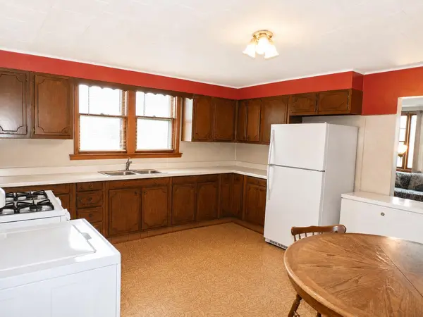 766 W Park RD, Monon, IN 47959