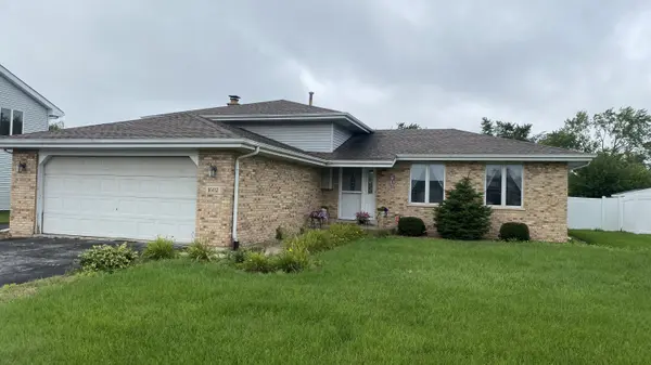 1602 Cozy LN, Dyer, IN 46311