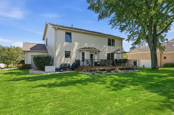 795 Morningside CT, Crown Point, IN 46307