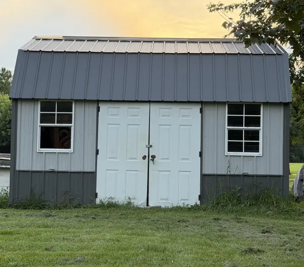 400 N Hobart Street, Brook, IN 47922