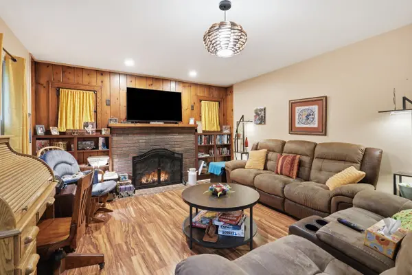 3328 E 73rd AVE, Merrillville, IN 46410