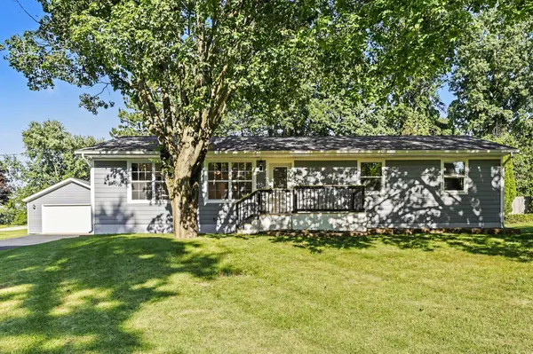 6571 W Johnson RD, La Porte, IN 46350
