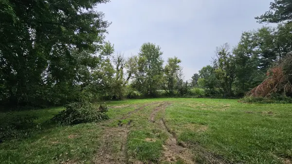 875 N 625 E, Westville, IN 46391