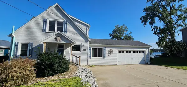 227 Lakeview Drive, Walkerton, IN 46574