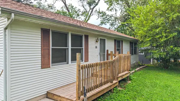 18 S Quinn ST, Hebron, IN 46341