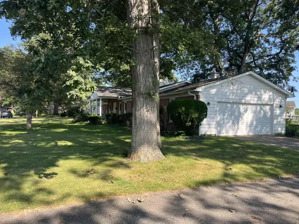 1810 Oakwood Drive, Rochester, IN 46975