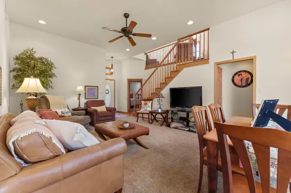 9021 Norris DR, Hobart, IN 46342