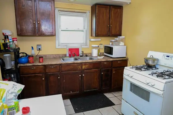 355 Lincoln ST, Gary, IN 46402