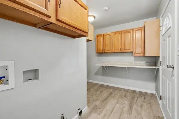 933 Henry ST, Michigan City, IN 46360