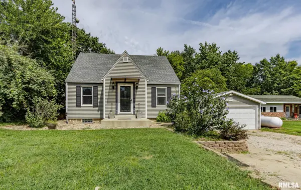 11045 BUCKHART RD, Mechanicsburg, IL 62545