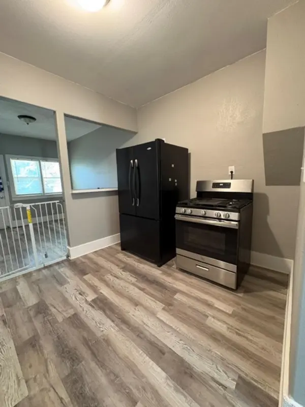 514 W Cave Springs Ave, El Dorado, KS 67042